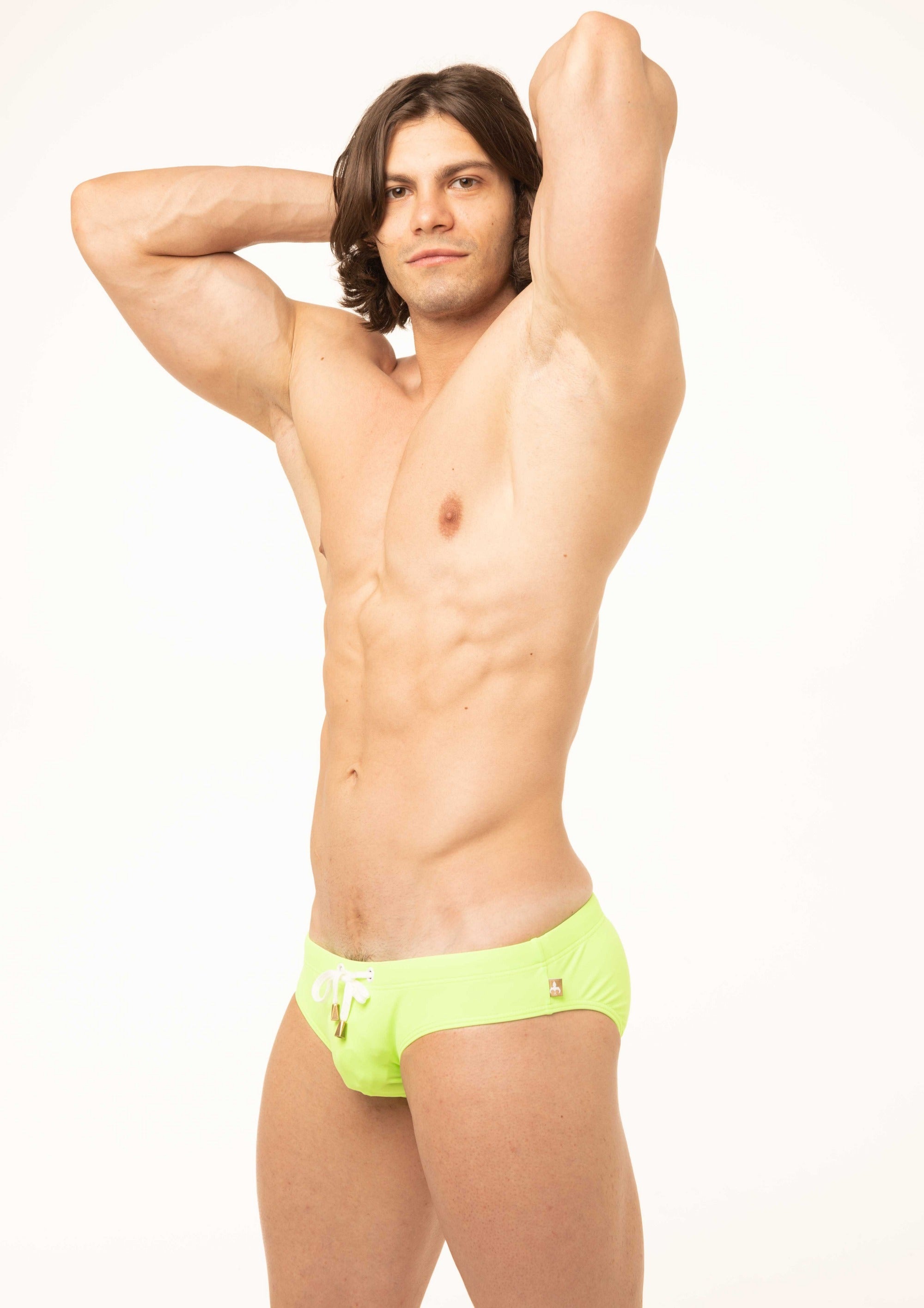 #color_arrest me neon green