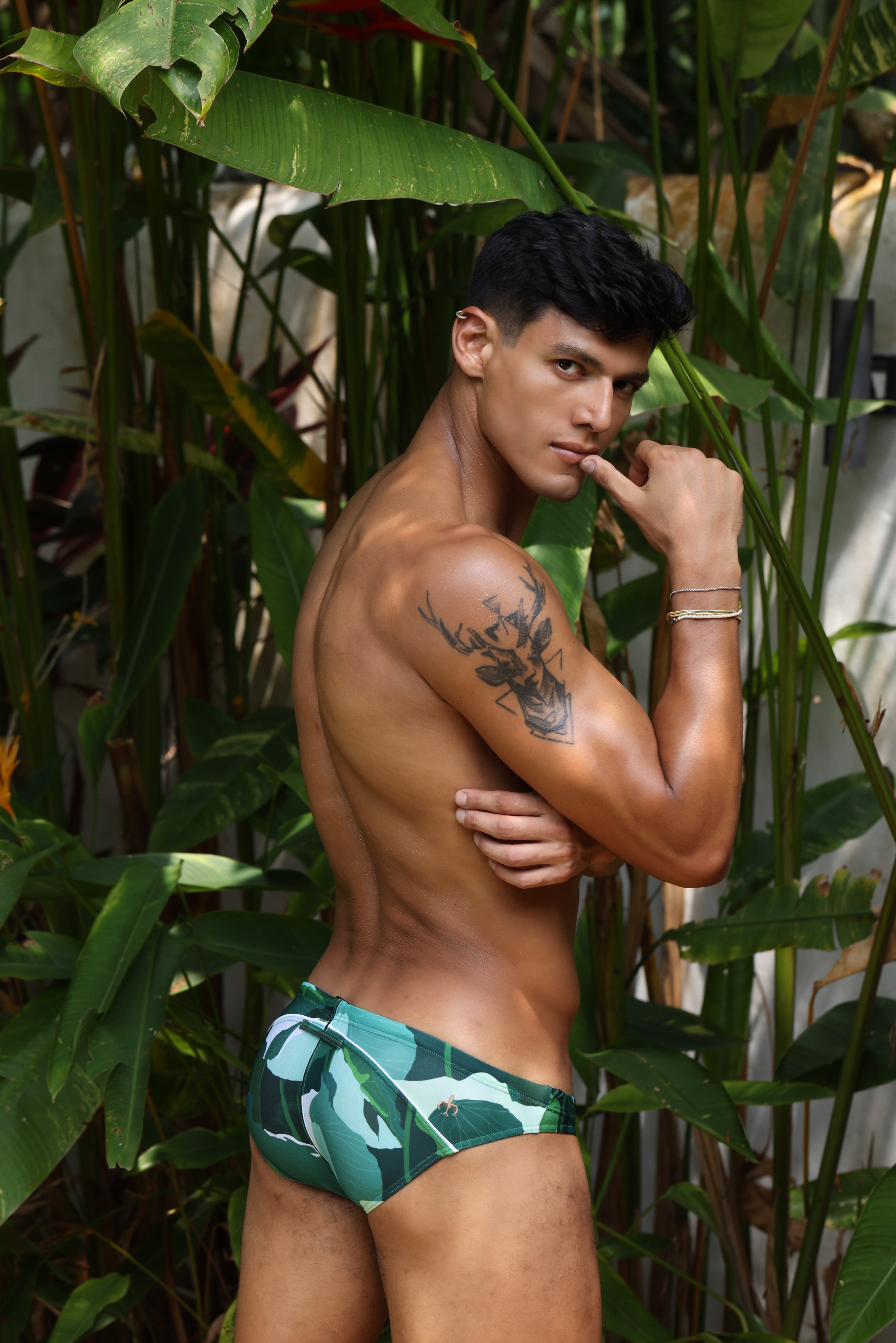 #colour_amemone green