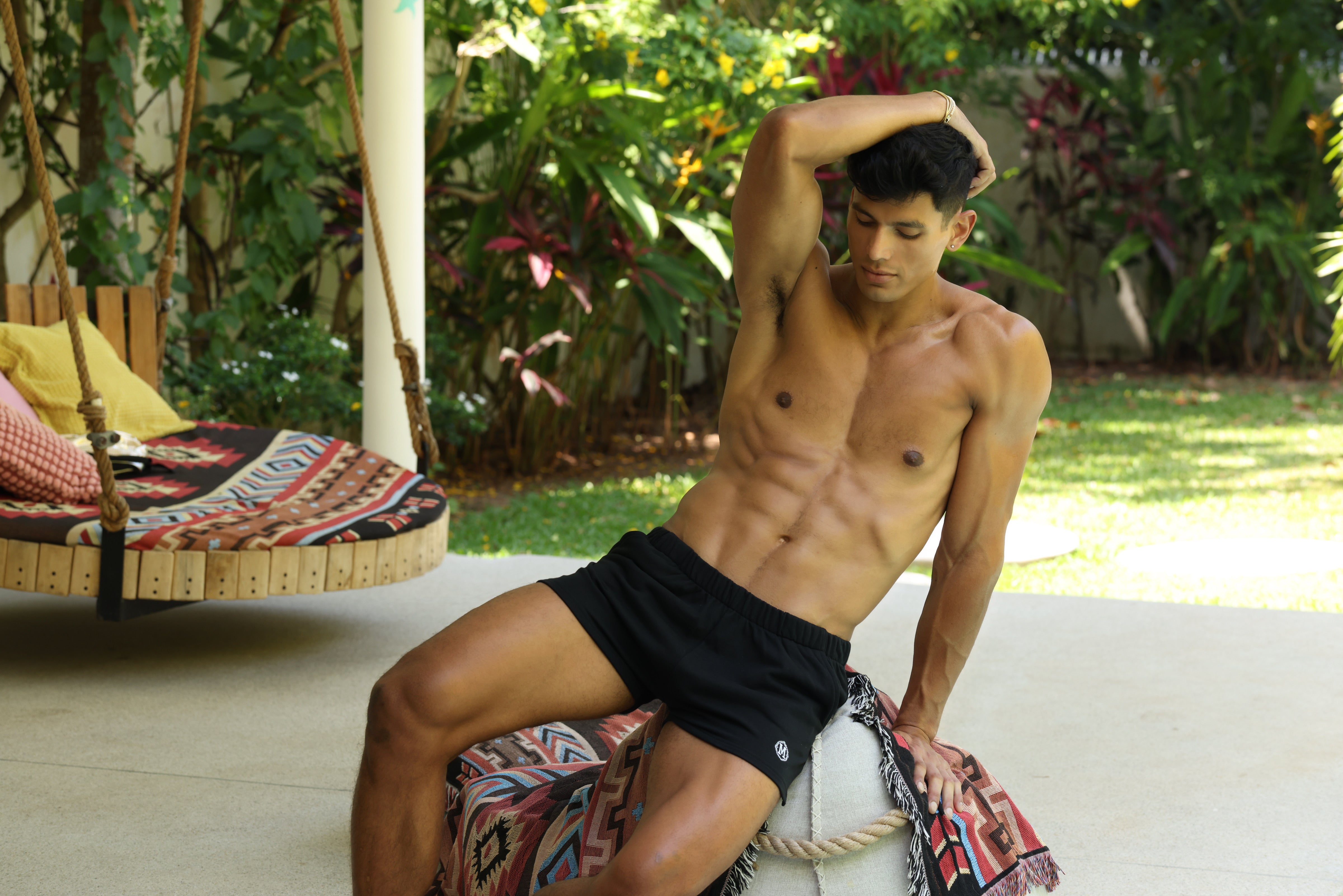 #colour_physical black