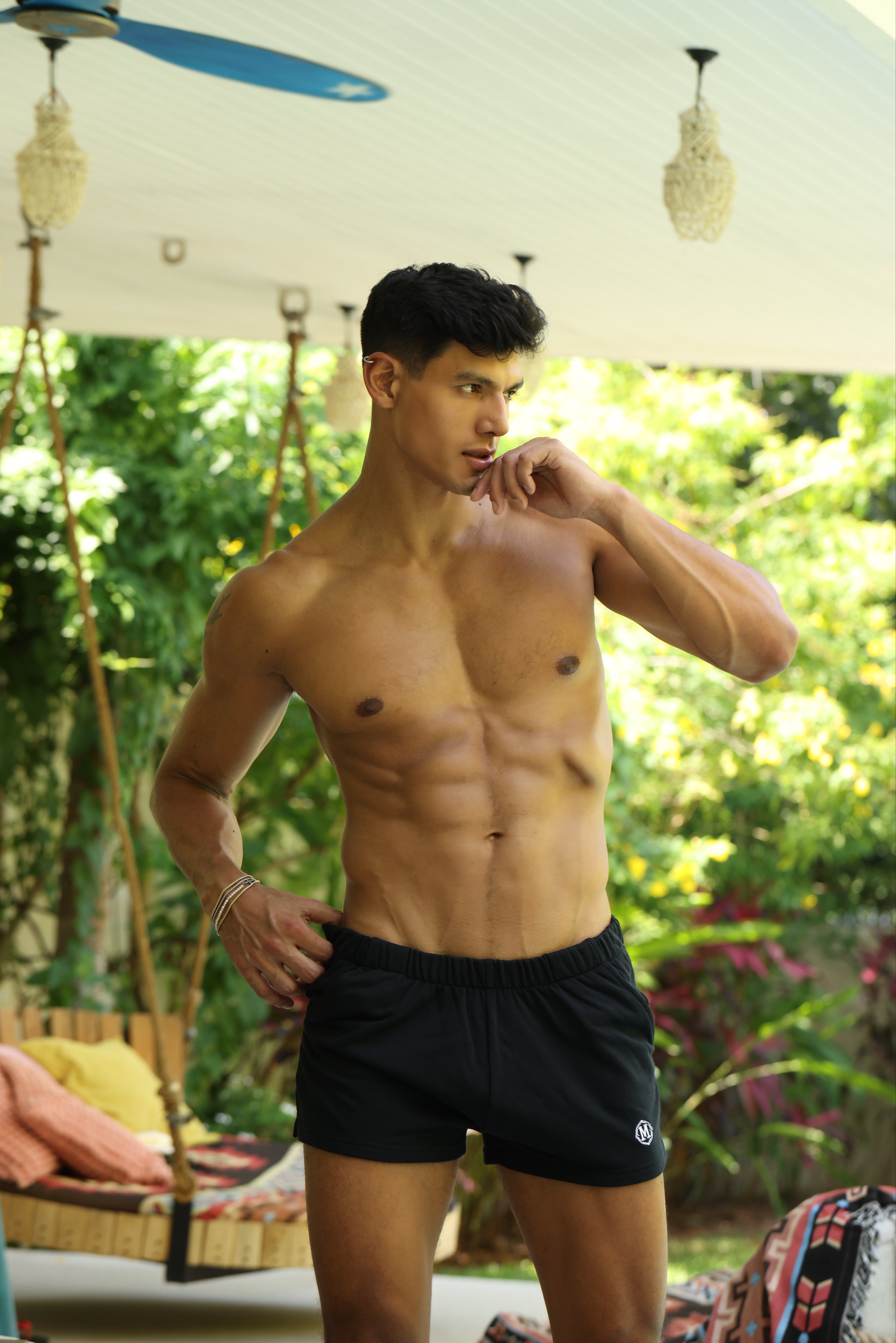 #colour_physical black